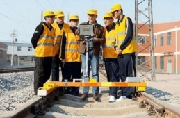 鐵道工程施工與維護